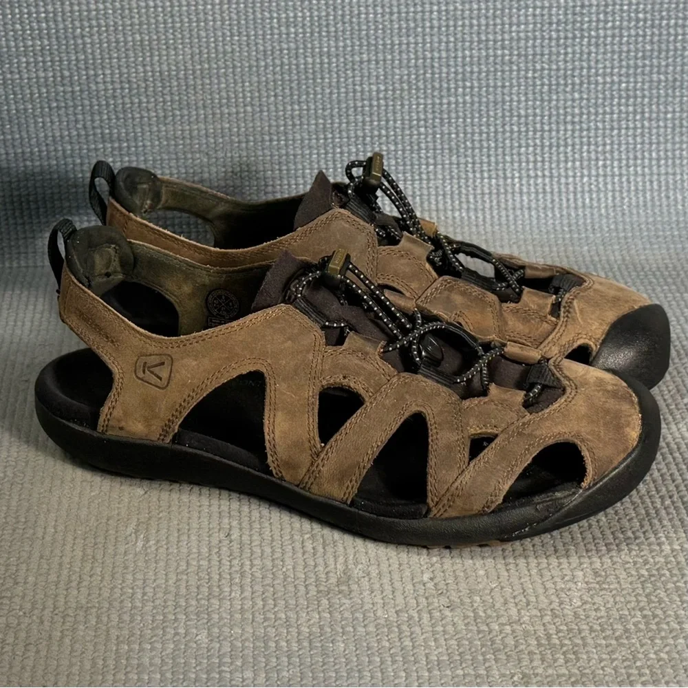 Keen Men’s Brown‎ Leather Closed Toe Waterproof Sandals Size 9